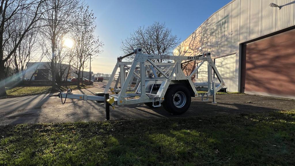 WhatsApp Image 2025-12-16 at 16.09.06 (14)